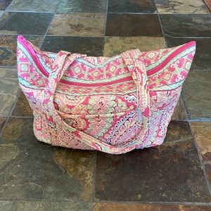 Vera Bradley Capri Melon Pink Paisley Large Tote